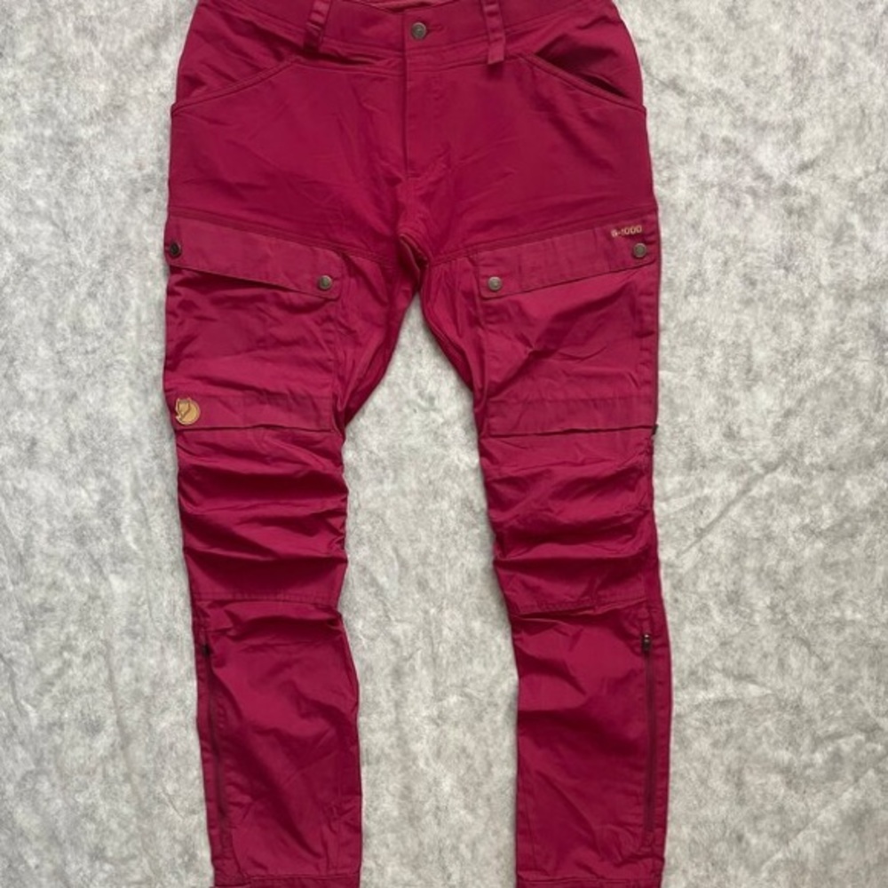 Fjallraven KEB G-1000 hiking trouser size 24/25 waist. WINE COLOR